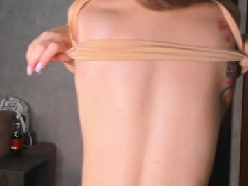 lynnaharriss nude girls camming