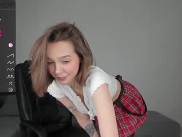 Nude cam girl amilia4u image #4350767