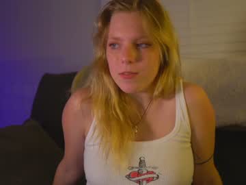 Nude cam girl crimsonxrapture image #491140