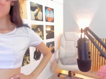 Nude cam girl little_effy18 image #5236399