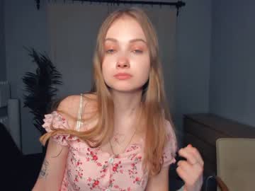 Nude cam girl mycheeks4u image #4055905