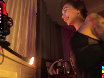 Nude cam girl kronniekray image #3145422