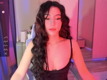 Nude cam girl hee_jin image #5532973