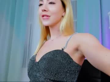 Nude cam girl emmi_rosee image #1679909
