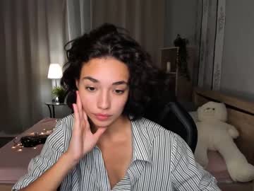 Nude cam girl ella_flare image #2587884