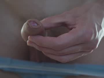 Nude cam man emigrantboyy image #2537185