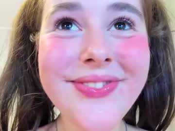 Nude cam girl emilia_bailey image #160534