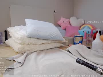 Nude cam girl hayleex image #2613819