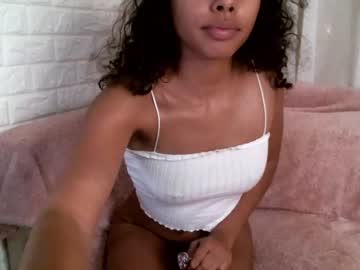 Nude cam girl angelicxnadia image #2753861