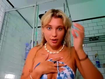 Nude cam girl miaakkelly image #5173460