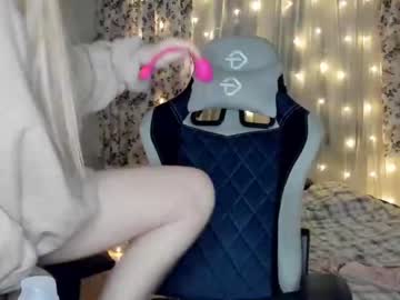 Nude cam girl olishaxd image #3376364
