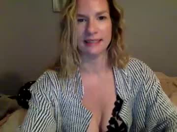 Nude cam girl crazylilhunniee image #4428931
