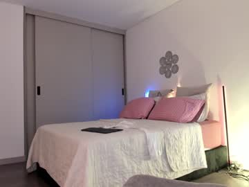 Nude cam girl amy_queen7 image #4382870