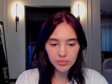 Nude cam girl angella_kleee image #5563193