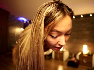 Nude cam girl fantasystudiox image #2652179