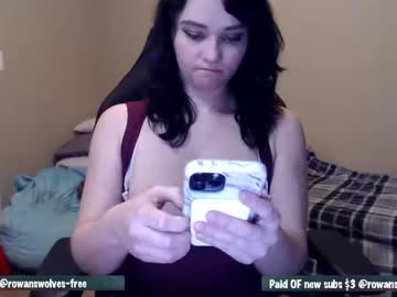 Nude cam girl rowanswolves image #965633