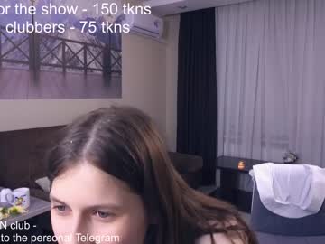 Nude cam girl maydacarls image #6666819