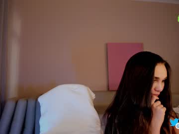 Nude cam girl hollyextra image #4857249