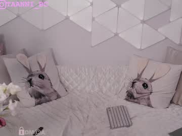 Nude cam girl taanni_bc image #4781355