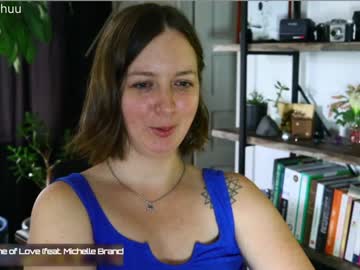 Nude cam girl maeveminx image #2637127