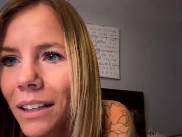 Nude cam girl armyvet1991 image #6993324