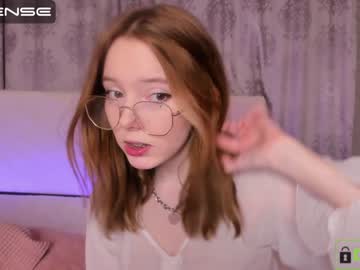 Nude cam girl lill_alice image #1637274
