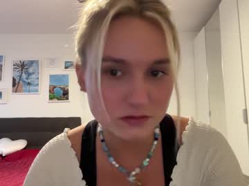 Nude cam girl sarahsapling image #5385919