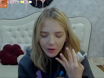 Nude cam girl ginger_pie image #2823775