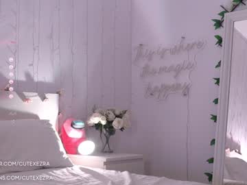 Nude cam girl ezra image #3483473