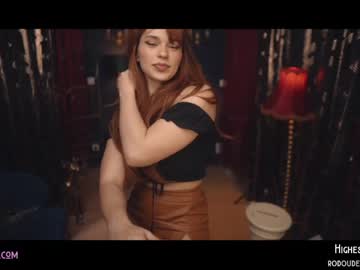 Nude cam girl lucieoude_ image #1597059