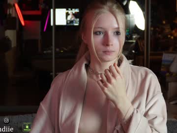 Nude cam girl bestblondiiecb image #5875341