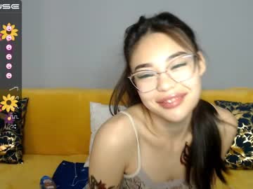 Nude cam girl little_v1rgin_angel image #2208206