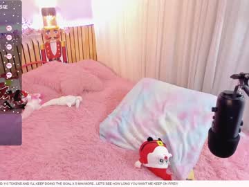 Nude cam girl little_effy18 image #5877303