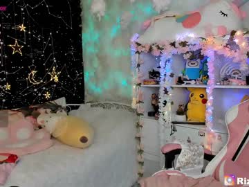 Nude cam girl littleflufflepuff image #67600