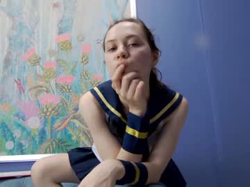 Nude cam girl kriskras__ image #4152352