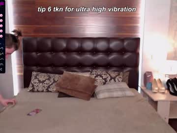 Nude cam girl sarah_kurt image #1578486