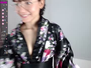 Nude cam girl little_effy18 image #1473797