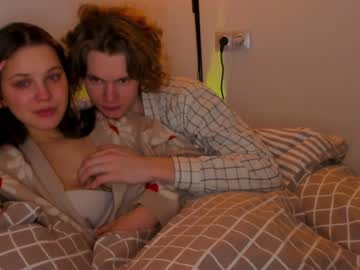 Nude cam couple di_n_alex image #617986
