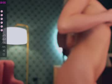 Nude cam girl coy_tessa_ image #3479923
