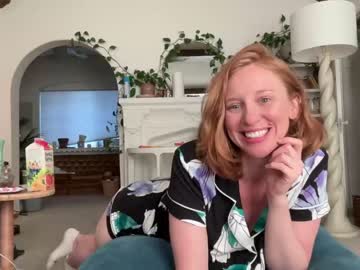 Nude cam girl pretendlunch image #4835320