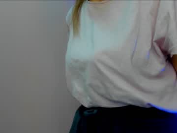 Nude cam girl dina__di image #2555699