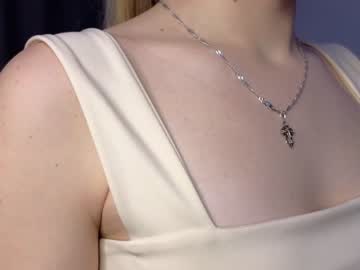 Nude cam girl i_lovecandies image #6185148