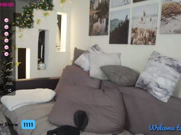 Nude cam girl oxxme image #3307893