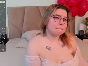 Nude cam girl molly_mayls image #3730734