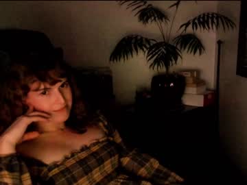 Nude cam girl olivia8697 image #4479702
