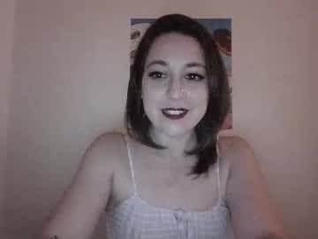 Nude cam girl lucylola image #1254260