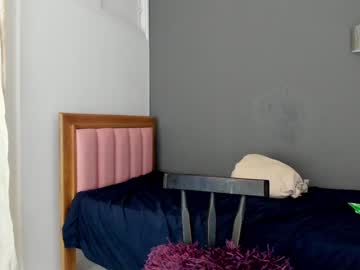 Nude cam girl roberta_lipa image #3732518