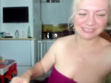Nude cam girl kiradivine image #3239995