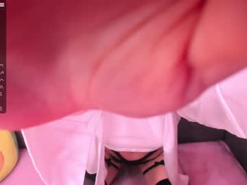 Nude cam girl juliavangs image #1805926