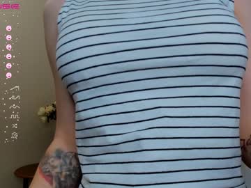 Nude cam girl catherinevelez image #4143451
